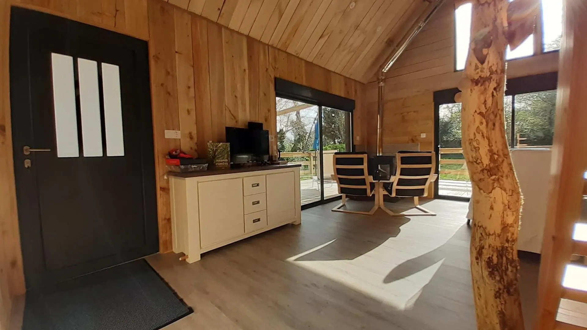 Ecolodge Des Monts D'Arree & Spa La Feuillee 0*,  France