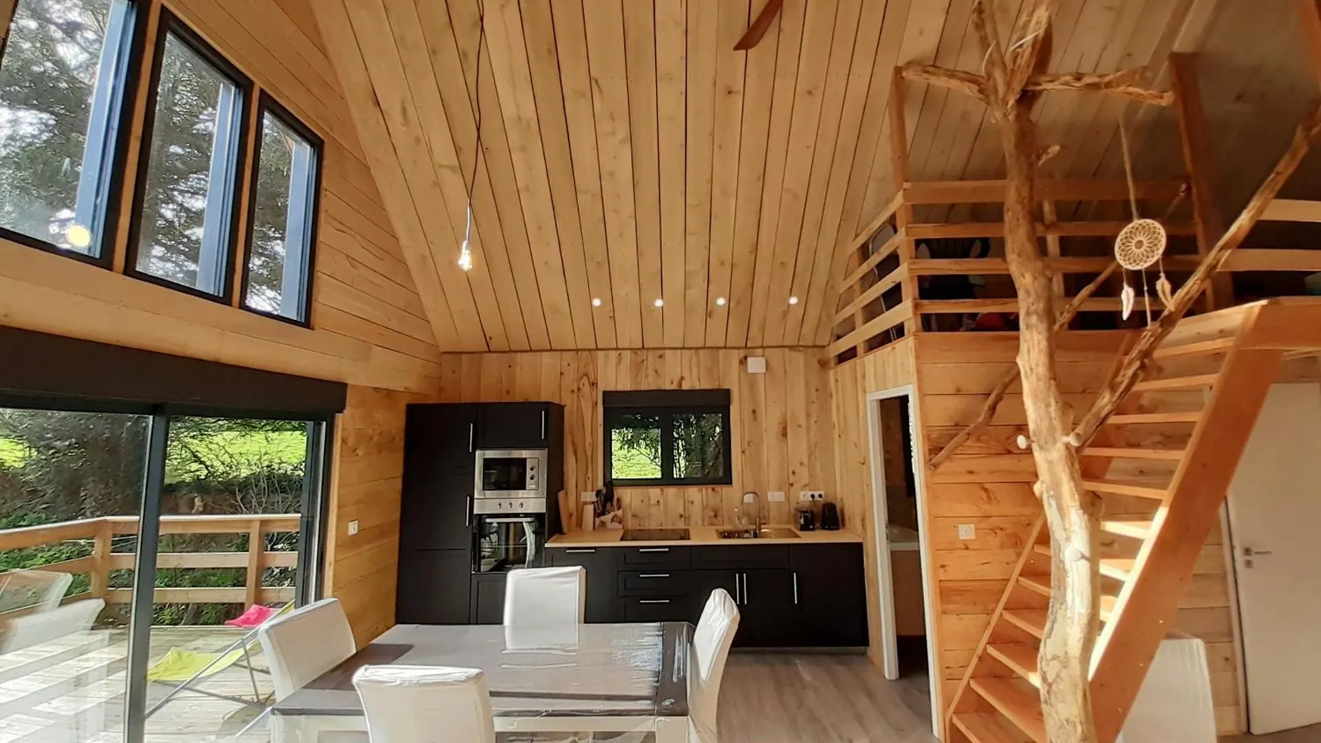 Ecolodge Des Monts D'Arree & Spa La Feuillee 0*,  France